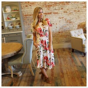 Ivory floral midi dress with pockets